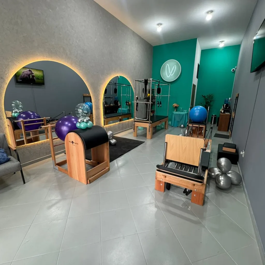 1b1f0968-69cd-4f49-aee3-d58827275408 - Julia Muniz